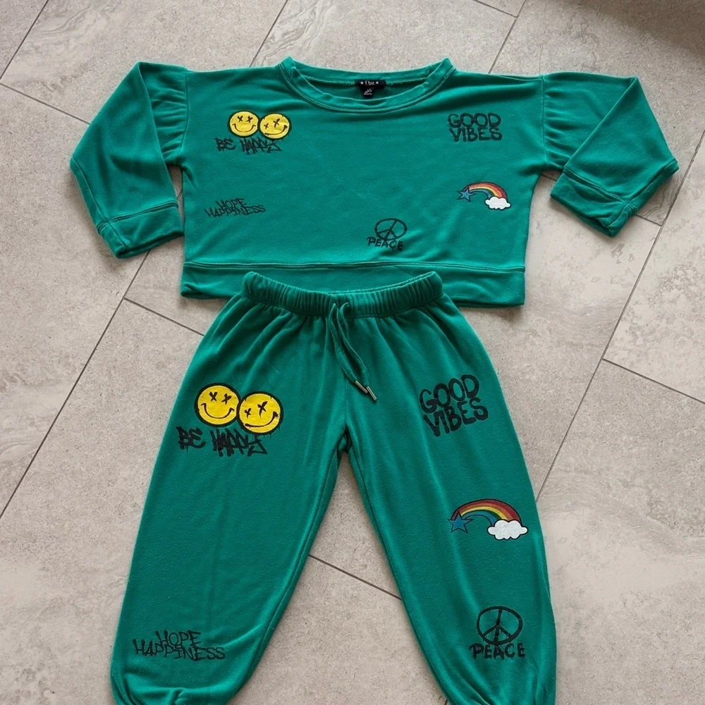 Flowers by Zoe Green Good Vibes Sweat suit set  sz 6x